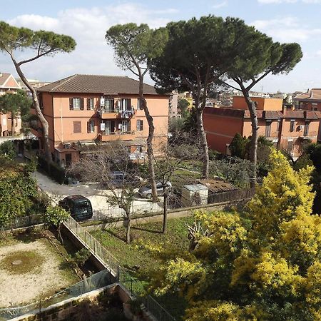 Ferienwohnung Gilda Vacanze Metro Battistini Rom Exterior foto